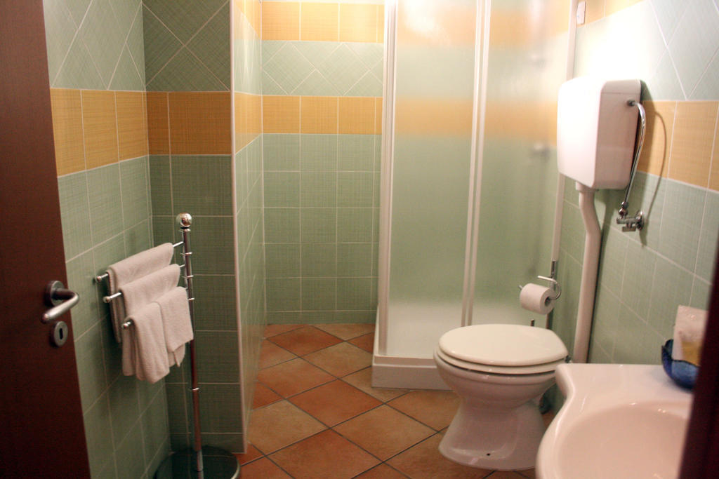 Splash'S Rooms Спадафора Номер фото